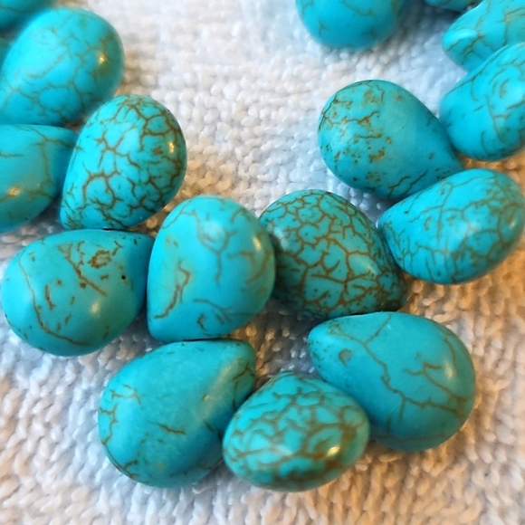 Turquoise adjustable bracelet with Clasp Closure Silver Chain. EUC - Picture 2 of 8